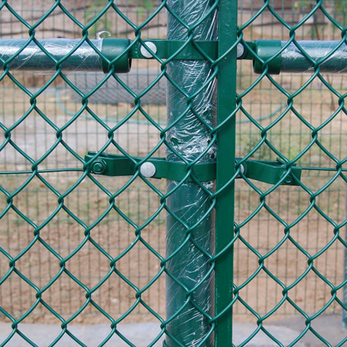 Recinzione a maglie di catena